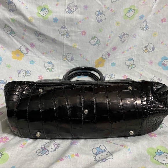 Vintage Furla embossed leather handbag - Used Great Condition - Picture 3 of 7